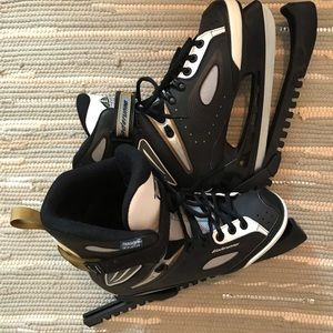 Ice skates-size 8 label